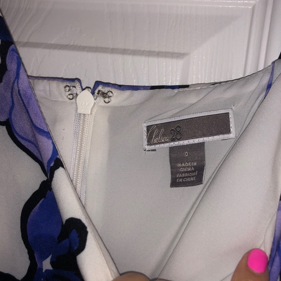 Chelsea28 Floral Midi Dress - Picture 5 of 5